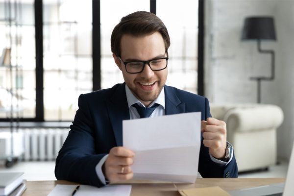 investor-happy-web investor-happy-web